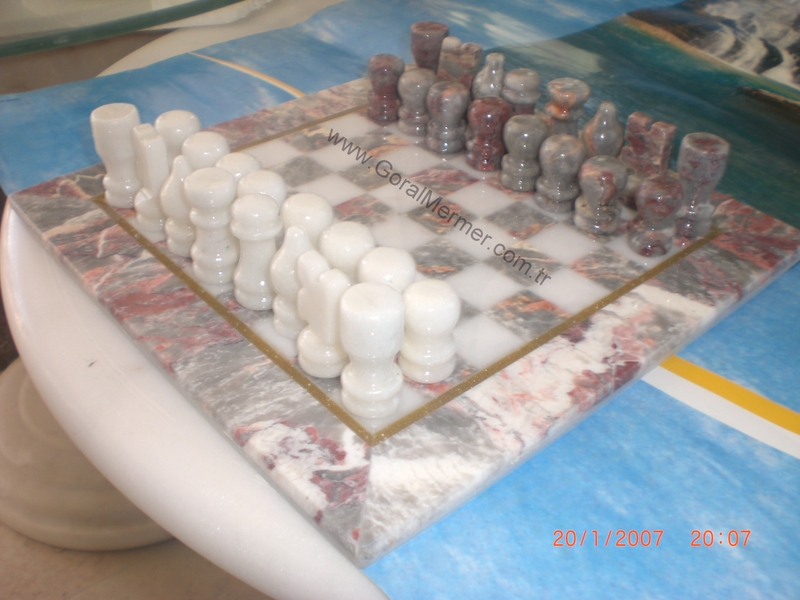 mermer satranç takımı
